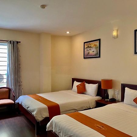 Golden Star Hotel Hue Eksteriør bilde