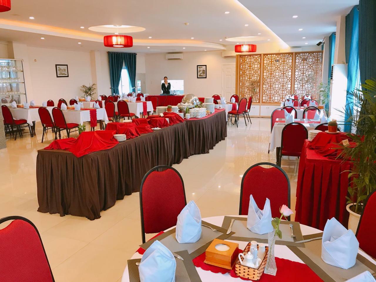 Golden Star Hotel Hue Eksteriør bilde